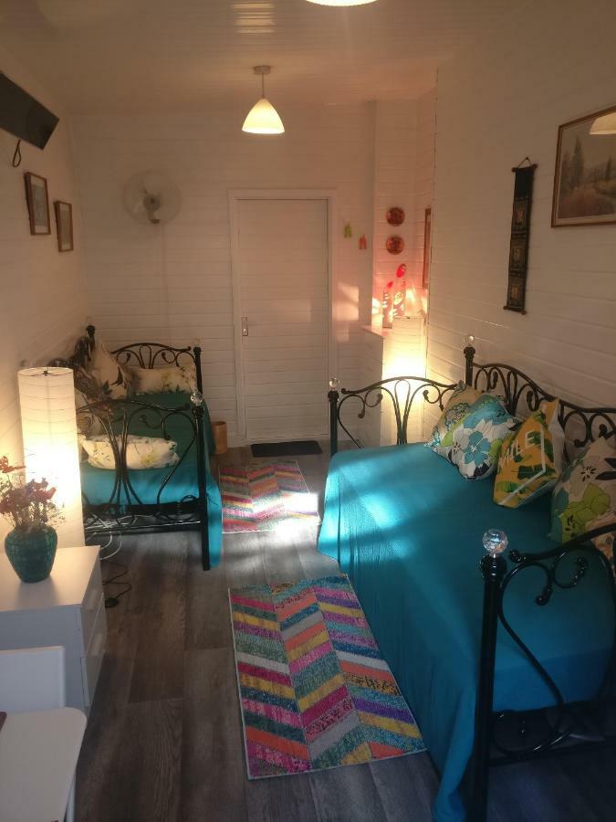 Private Studio Extension With Bathroom And Kitchen Londyn Zewnętrze zdjęcie